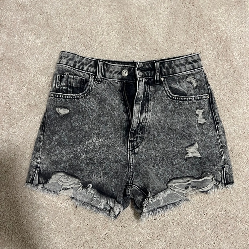 Zara ripped distressed jean denim shorts in Grey, size US2